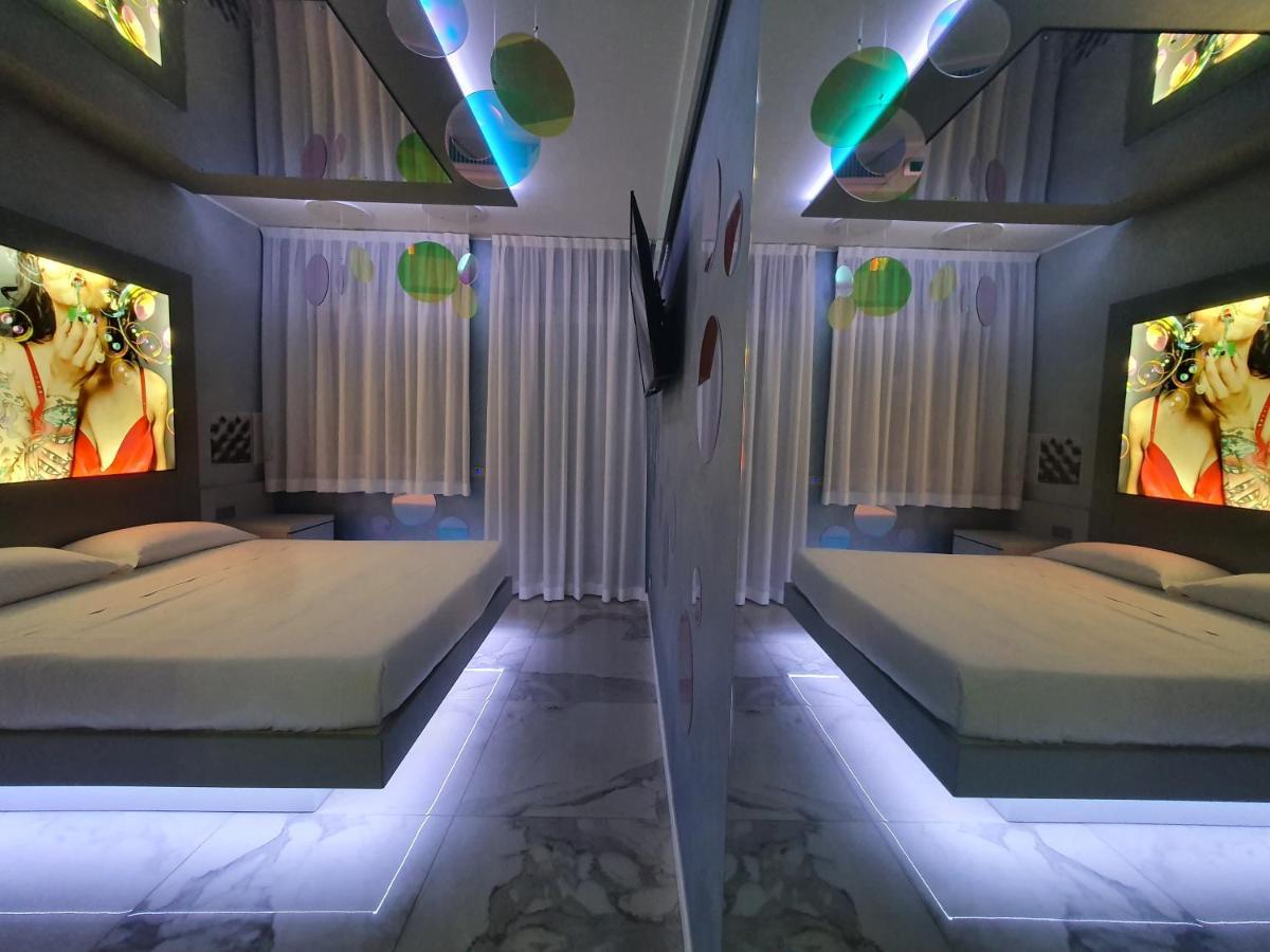סיניסלו באלסמו C Rooms - Love Motel Monza מראה חיצוני תמונה
